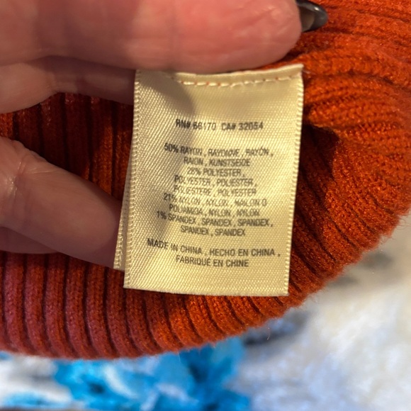 Moth by Anthropologie burnt orange Cabin balloon sleeved sweater. Sz large. - Picture 13 of 14